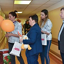 Galeria - Serduszko na Dłoni z prezentami dla małych pacjentów, 19 kwietnia 2019 r./fot. Anna Kopeć