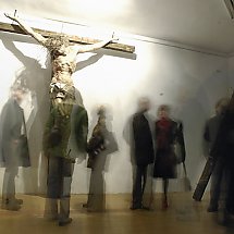 Galeria - =Gracjan Kaja, Ukrzyżowanie, rzeźba, gips ceramiczny,  320 cm, 2008, fot. Grzegorz Chojnacki