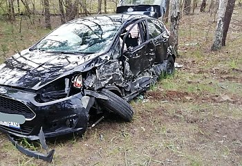 Groźne zderzenie dwóch samochodów na  Nowotoruńskiej 