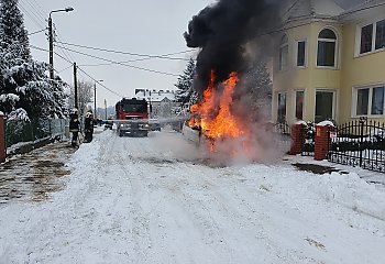 W Koronowie spłonął samochód [ZDJĘCIA]