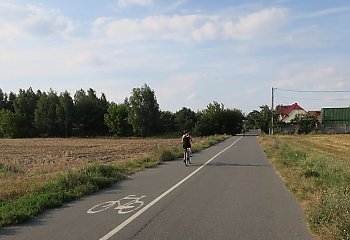 Rusza budowa ścieżki rowerowej wzdłuż ulicy Jeździeckiej