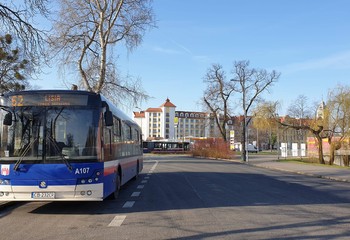 Podróżowanie w czasie Wszystkich Świętych i Dnia Zadusznego