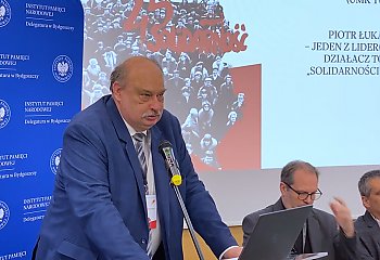 Inspirująca konferencja w Bydgoszczy: profesor Polak opowiada o Telewizji Solidarności