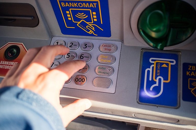 Bankomatowi złodzieje wpadli na Szwederowie