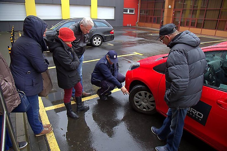 Rozpoczęły się zapisy na szkolenie: „50+ na drodze”