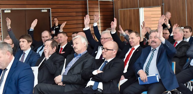 Kaczyński idzie na wojnę z samorządowcami. Będą protesty 