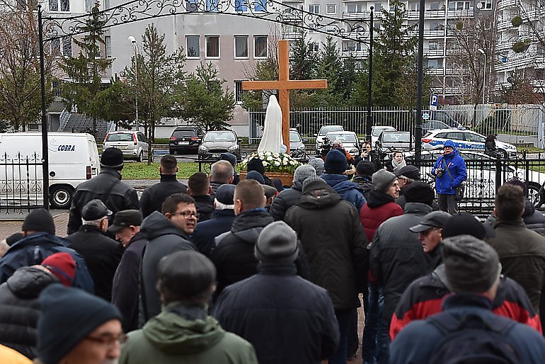 Po raz czwarty ulicami Bydgoszczy przejdą modlący się mężczyźni