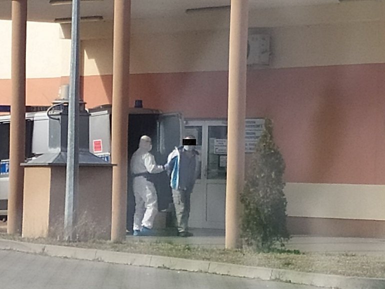Żartował, że ma koronawirusa. Służby zmuszone do niepotrzebnego działania