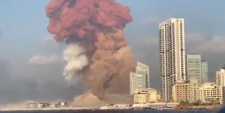 Żenujący wpis Hołowni  odnośnie wybuchu w Bejrucie