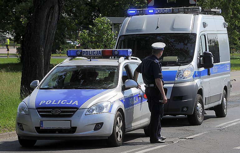 Policja ostrzega i radzi