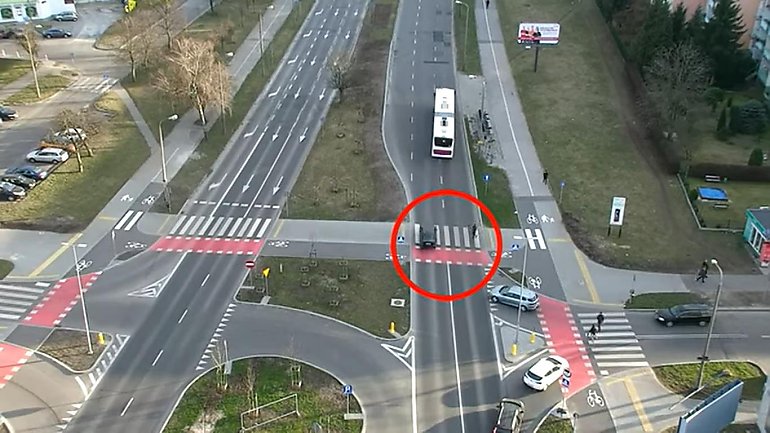 Policja obserwowała kierowców z wykorzystaniem drona [VIDEO]