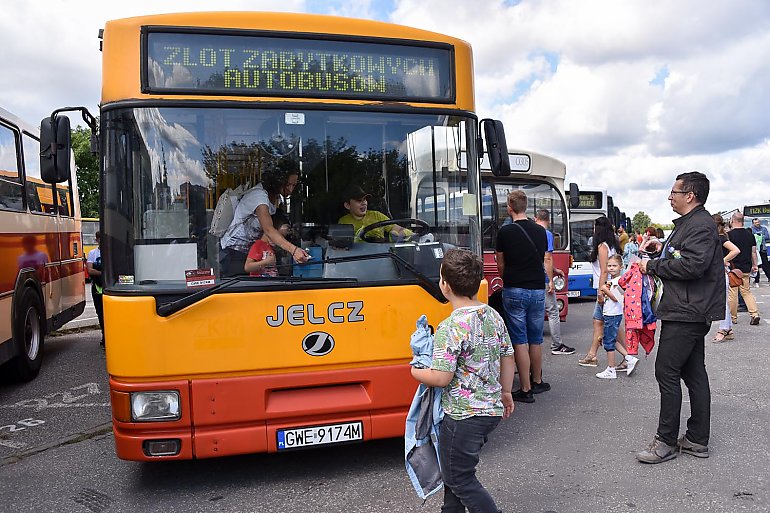 Zabytkowe autobusy przyjadą do Bydgoszczy. Zlot już w sobotę