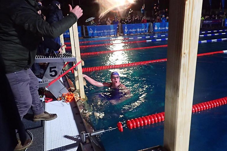 Bydgoszczanka Hanna Bakuniak rekordzistką świata w pływaniu zimowym