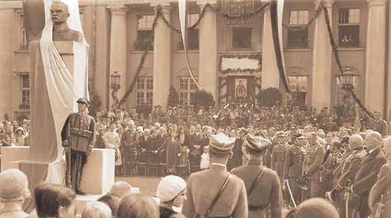 Bydgoszcz w hołdzie Marszałkowi