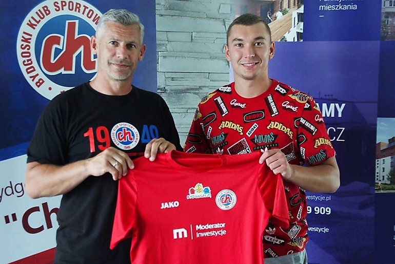 Chemik się rozkręca. Kolejny kontrakt i wygrane w sparingach