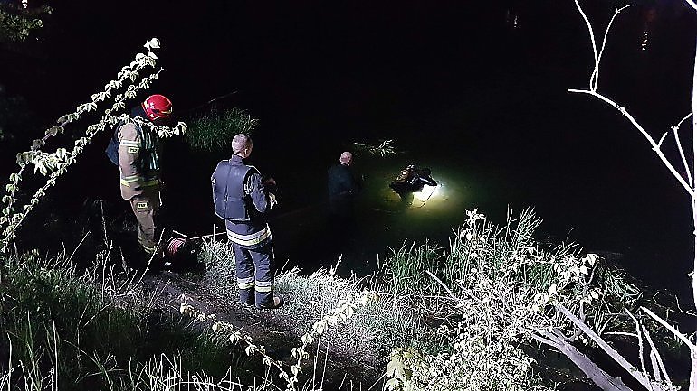 Wypłynęli rowerem wodnym, dwie osoby nie wróciły