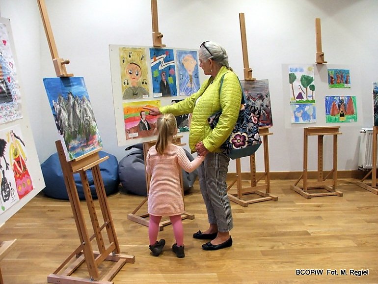 Moniuszko oczami artystów i dzieci. Wystawa przy Gdańskiej [ZDJĘCIA]